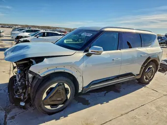 2024 Kia EV9 KNDADFS58R6035335