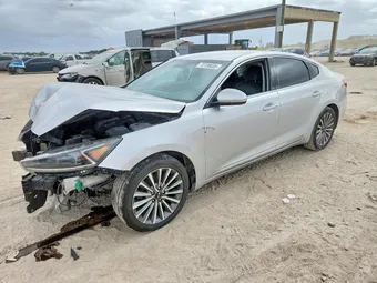 2017 Kia Cadenza KNALB4J12H5052120
