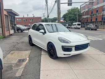 2016 Porsche Cayenne WP1AD2A21GLA79142