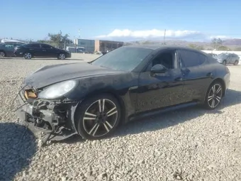 2015 Porsche Panamera WP0AA2A70FL007384