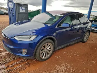 2017 Tesla Model X 5YJXCBE29HF066510