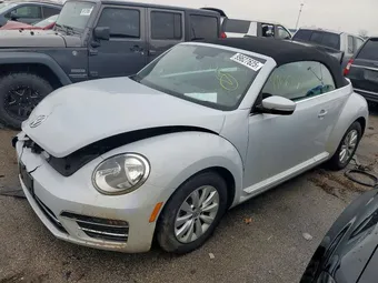 2017 Volkswagen Beetle 3VW517ATXHM810875