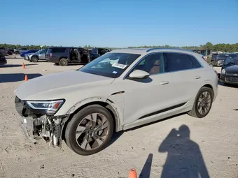 2022 Audi e-tron WA1AAAGE2NB005795