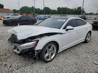 2021 Audi A5 WAUDACF53MA010618
