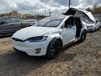 2020 Tesla Model X 5YJXCAE28LF235645