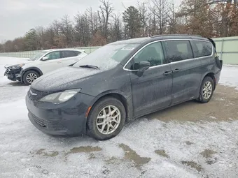2020 Chrysler Voyager 2C4RC1DG2LR256808
