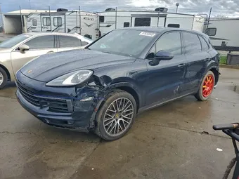 2021 Porsche Cayenne WP1AA2AY3MDA05157