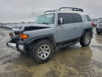 2014 Toyota FJ Cruiser JTEBU4BF8EK183824