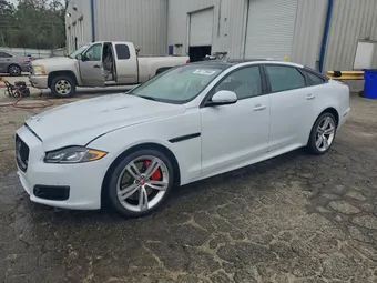 2017 Jaguar XJR SAJWA2EK8HMW08965