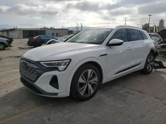 2024 Audi Q8 e-tron WA15AAGE4RB029068