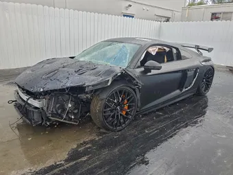 2017 Audi R8 WUAKBAFX8H7905122