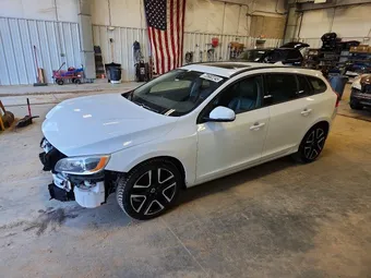 2018 Volvo V60 YV140MEL6J2392185