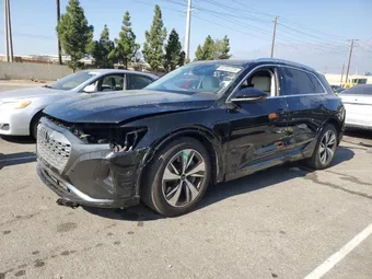 2024 Audi Q8 e-tron WA15AAGEXRB005468