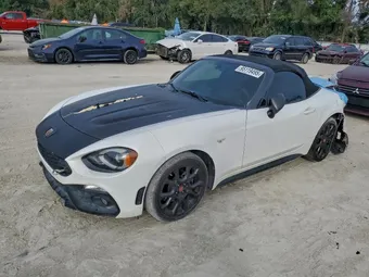 2017 Fiat 124 Spider JC1NFAEK8H0114759