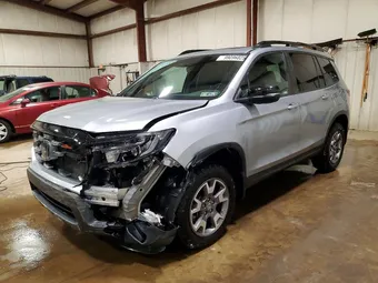 2023 Honda Passport 5FNYF8H61PB007818