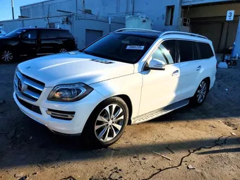 2015 Mercedes-Benz GL-Class 4JGDF6EE5FA557993