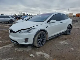 2019 Tesla Model X 5YJXCAE22KF154607