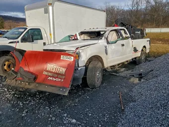 2017 Ford F350 1FT8X3B65HEE80200