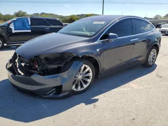 2021 Tesla Model X 5YJXCDE23MF322467