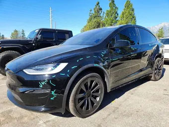 2023 Tesla Model X 7SAXCBE5XPF399858