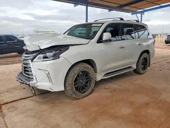 2017 Lexus LX570 JTJHY7AX4H4243831