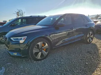 2022 Audi e-tron WA1LAAGE9NB008234