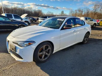2017 Alfa Romeo Giulia ZARFAEEN4H7552506