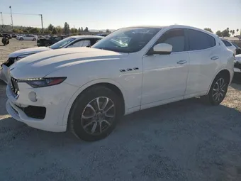 2020 Maserati ZN661XUA5LX349457