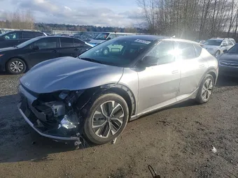 2023 Kia EV6 KNDC34LA8P5611410