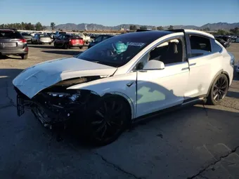 2017 Tesla Model X 5YJXCBE21HF046719