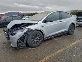 2018 Tesla Model X 5YJXCBE40JF091786