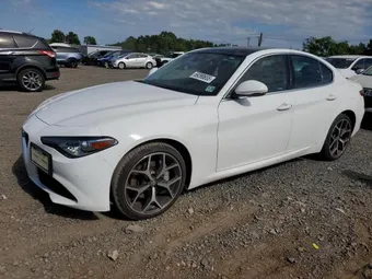 2021 Alfa Romeo Giulia ZARFANBN0M7648616