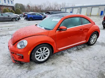 2019 Volkswagen Beetle 3VWJD7AT0KM718817