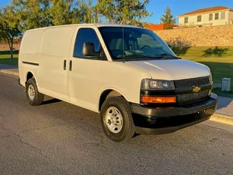 2020 Chevrolet Express 1GCWGAFG4L1252879