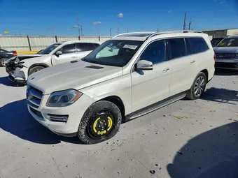 2016 Mercedes-Benz GL-Class 4JGDF2EE6GA646059