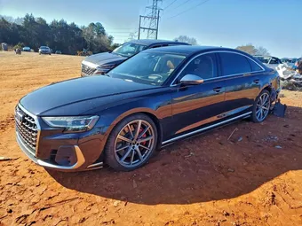 2022 Audi S8 WAULSAF86NN001848