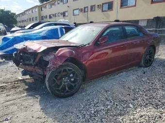 2019 Chrysler 300 2C3CCABG5KH654015