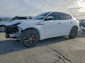 2023 Maserati Grecale ZN682AVM4P7433917