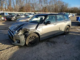 2017 Mini Clubman WMWLU1C3XH2F28853