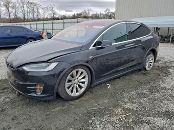 2017 Tesla Model X 5YJXCDE20HF056783