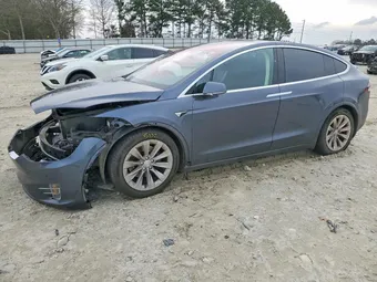 2017 Tesla Model X 5YJXCBE21HF035574