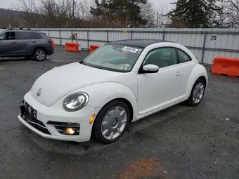 2018 Volkswagen Beetle 3VWJD7ATXJM728382