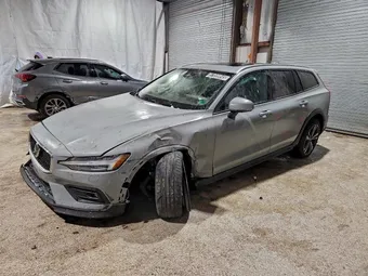 2025 Volvo V60 YV4L12WKXS2149650