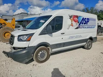 2018 Ford Transit 1FTYR2CM4JKB49570
