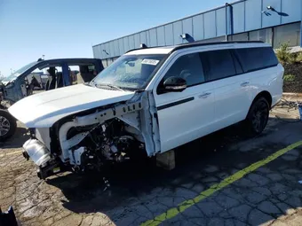 2025 Lincoln Navigator 5LMJJ3LG5SEL11806