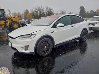 2020 Tesla Model X 5YJXCDE4XLF299267