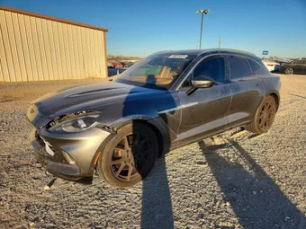 2021 Aston Martin DBX SCFVUJAW9MTV00912