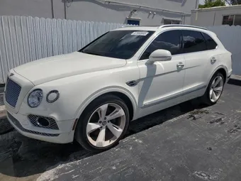 2020 Bentley SJAAJ2ZV4LC027640
