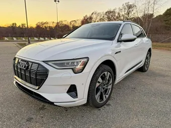 2021 Audi e-tron WA1AAAGE8MB010286