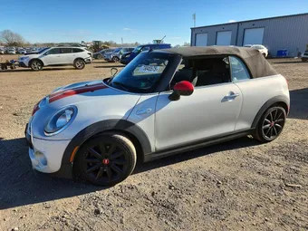 2018 Mini Convertible WMWWG9C55J3E38854